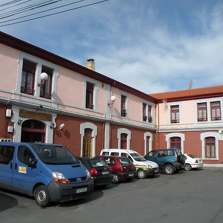 Albergue La Estacion Llanes Kültér fotó