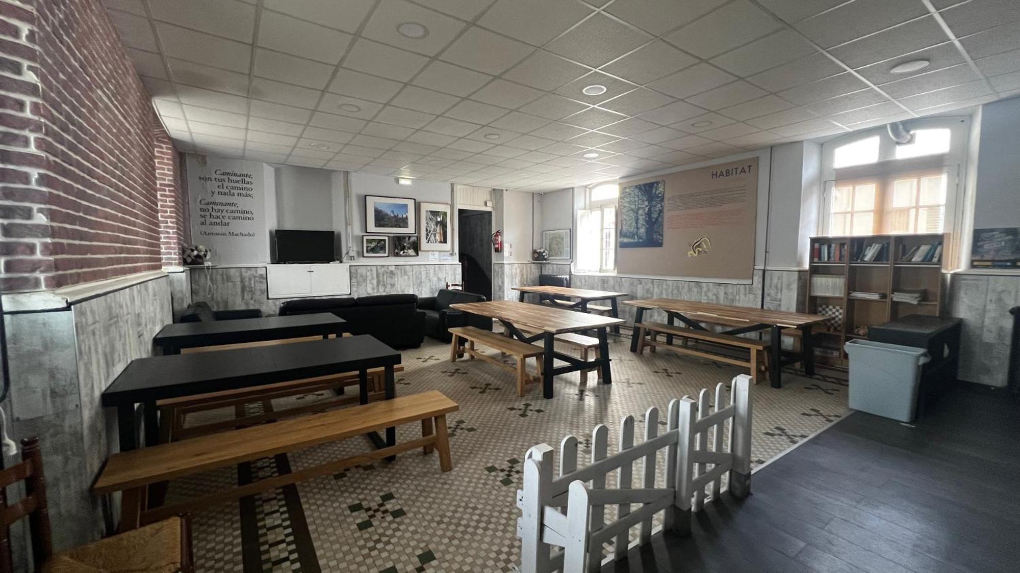 Albergue La Estacion Llanes Kültér fotó